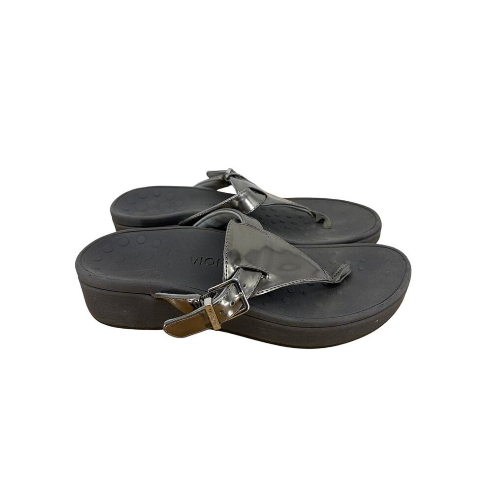 Vionic Women Metallic Pewter Orthotic Thong Sandals Buckle Platform Wedge Grey